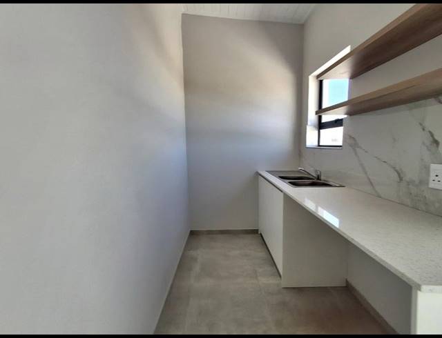 3 BEDROOM HOUSE FOR SALE IN BRITANNIA BAY